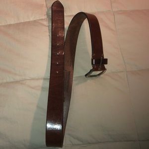Eddie Bauer brown leather belt.